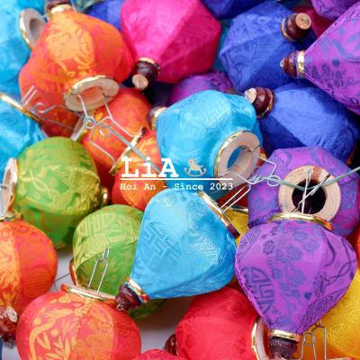 Set 50 pcs of Mixed Vietnamese Silk Lanterns - Garlic and Balloon Lantern - 10cm