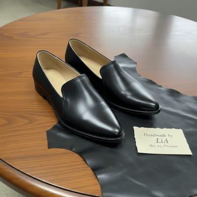 Personalized Black Full-Grain Leather Pointed-Toe Loafer For Her| LiA Hoi An