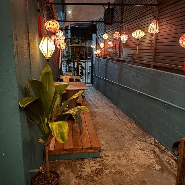 Outdoor Magic: Using Hoi An Lanterns for Garden and Patio Decoration