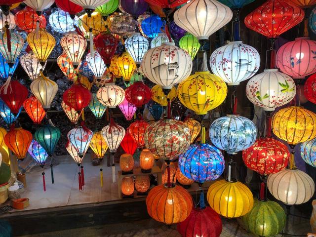 Experience the Magic of Tet in Hoi An: Lantern Festival & Vietnamese New Year Traditions
